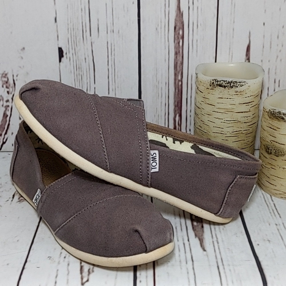 Toms Alpargata Slip On Shoe Flat Loafer Taupe Gray Greige Women's Size 7.5 Boho